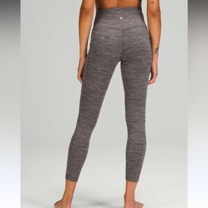 Lululemon Align High-Rise Pant with Pockets 25"
Heathered gray sz 6